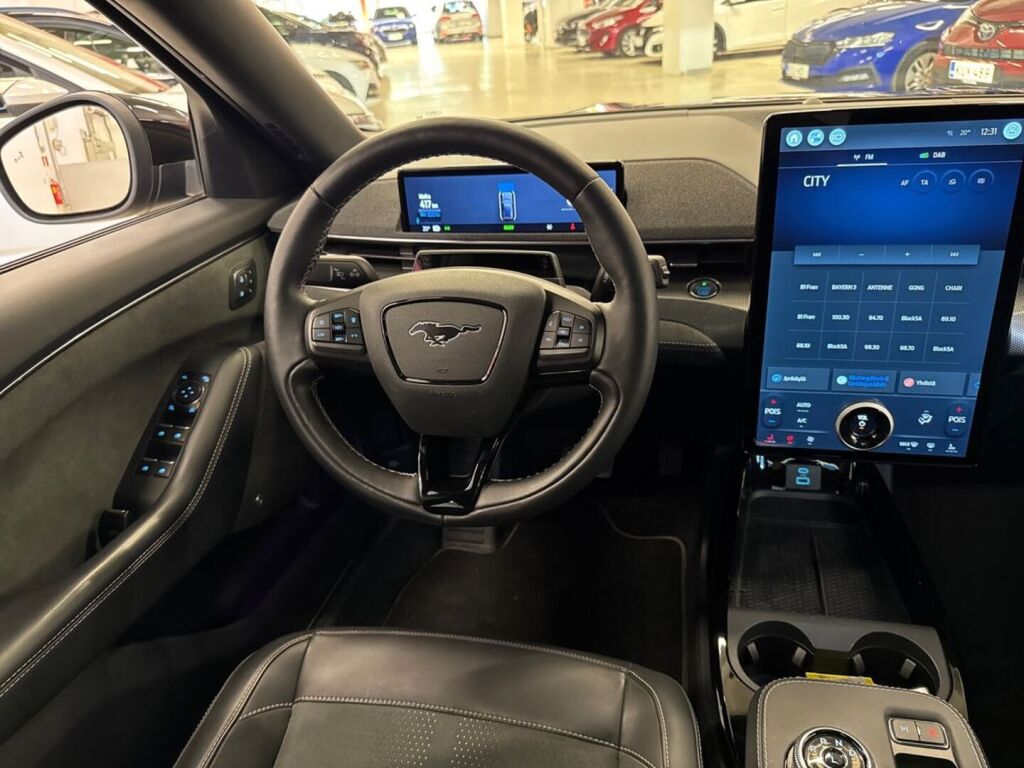 Ford Mustang Mach-E 2022 
