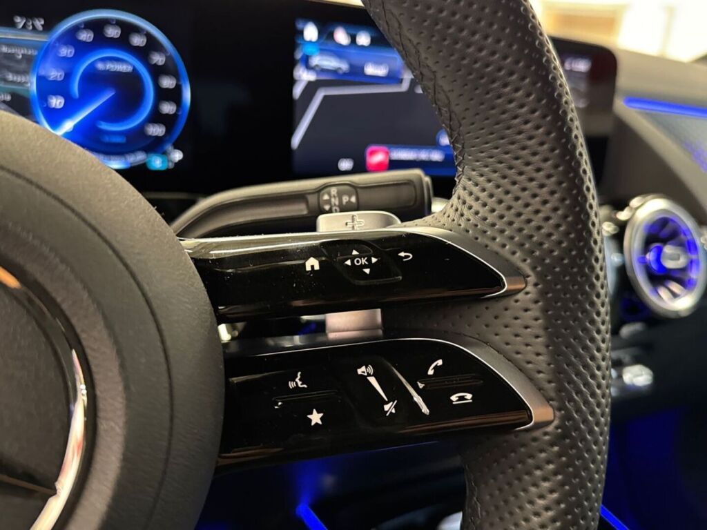 Mercedes-Benz EQA 2025 