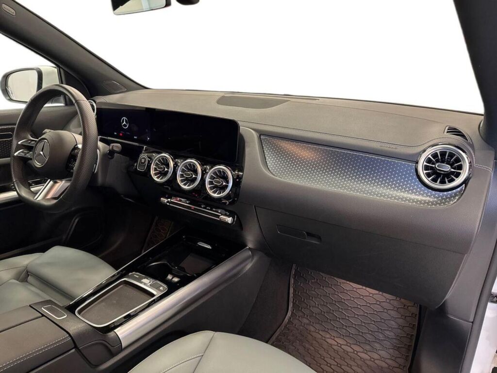 Mercedes-Benz EQA 2025 