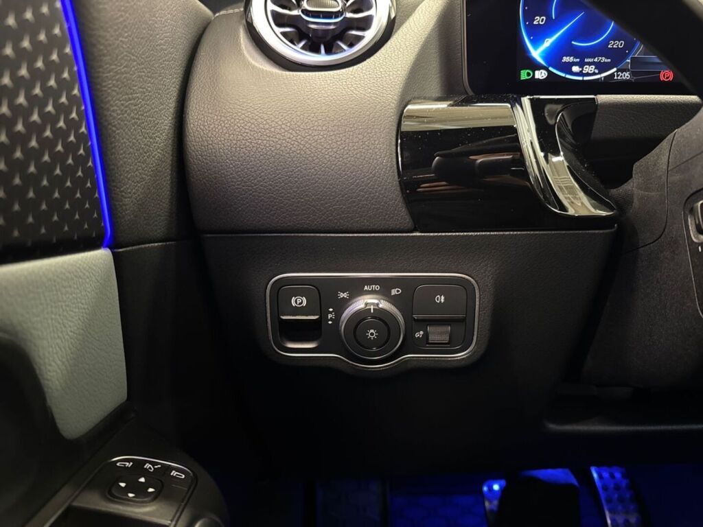 Mercedes-Benz EQA 2025 