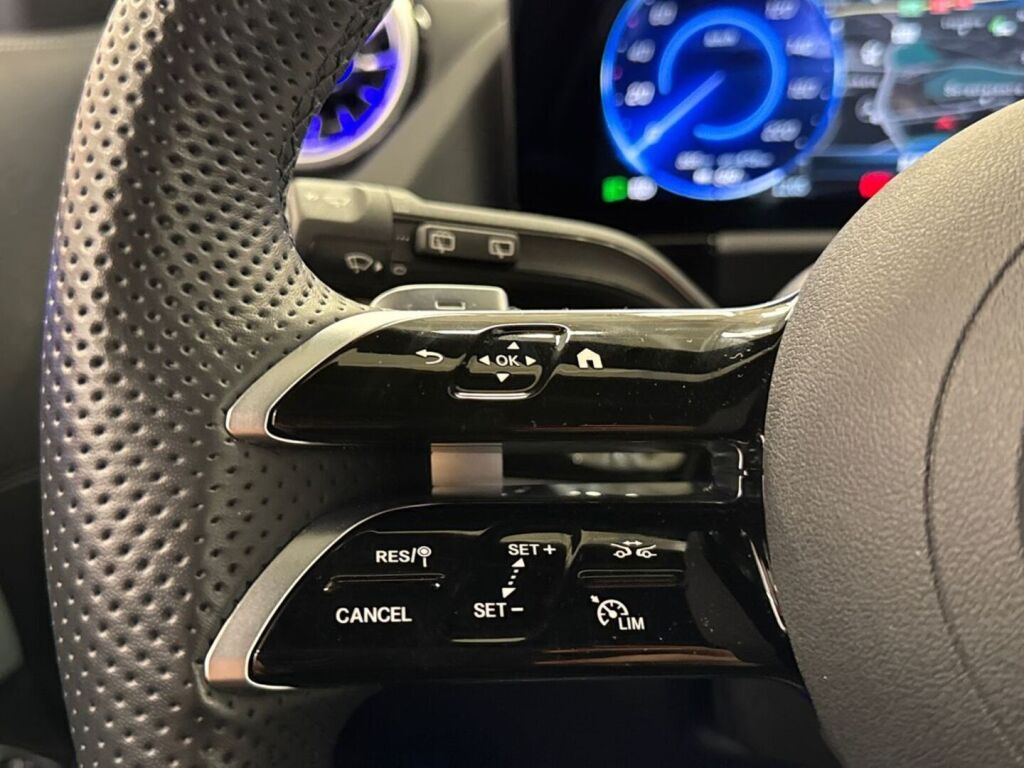 Mercedes-Benz EQA 2025 
