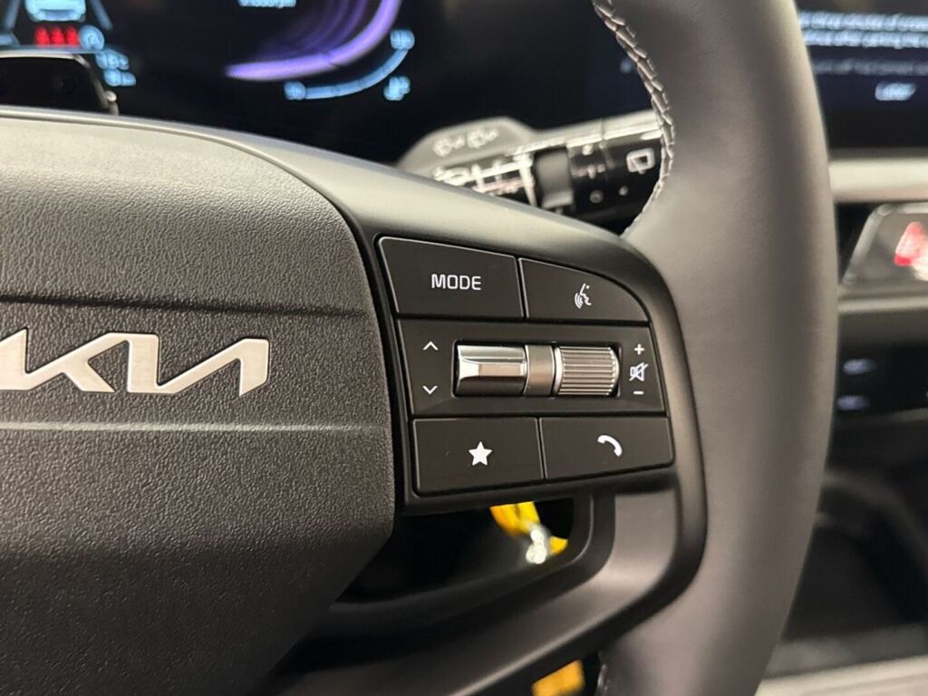 Kia Stonic 2026 Punainen
