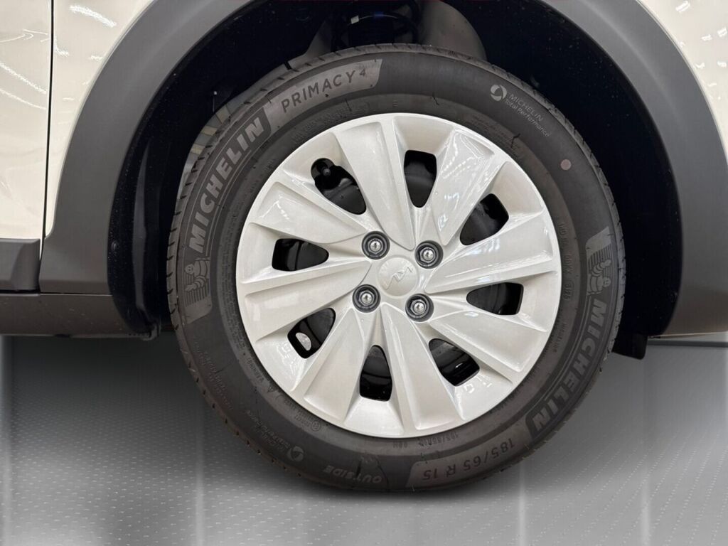 Kia Stonic 2026 Punainen