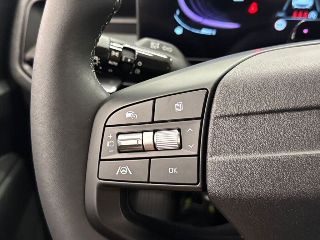 Kia Stonic 2026 Punainen