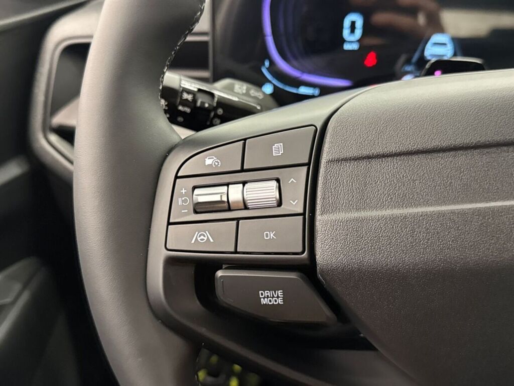 Kia Stonic 2026 Punainen