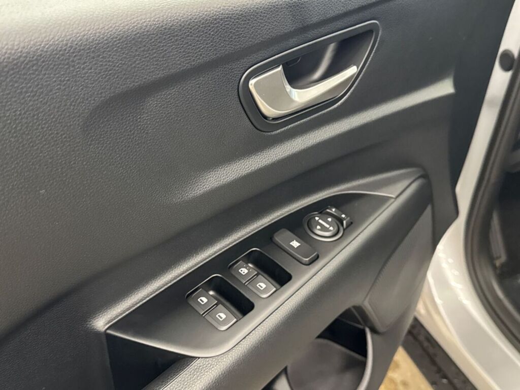 Kia Stonic 2026 Harmaa