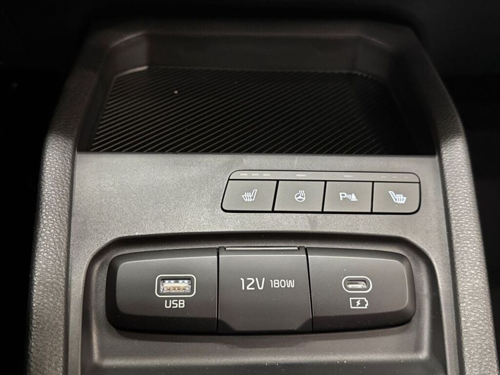 Kia Stonic 2026 Harmaa
