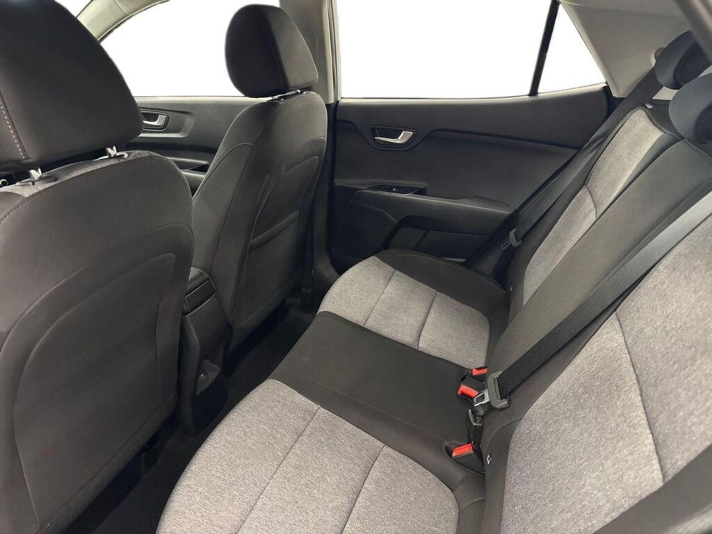 Kia Stonic 2026 Harmaa