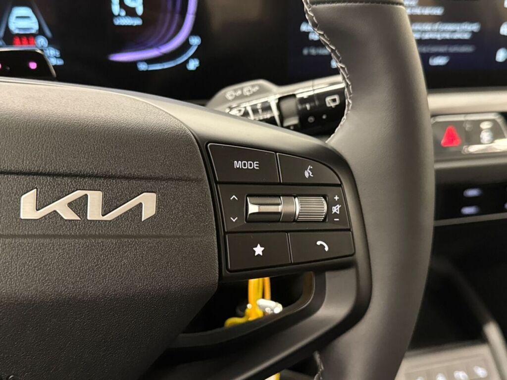 Kia Stonic 2026 Harmaa