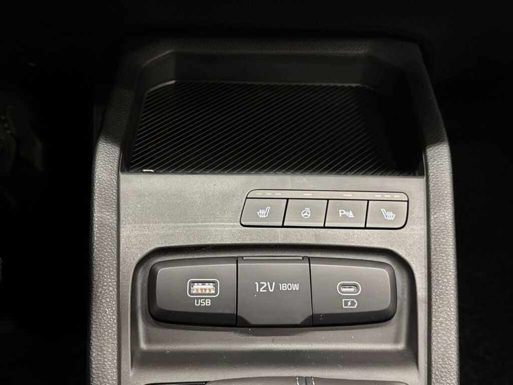 Kia Stonic 2026 Harmaa