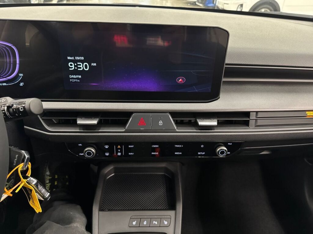 Kia Stonic 2026 Harmaa