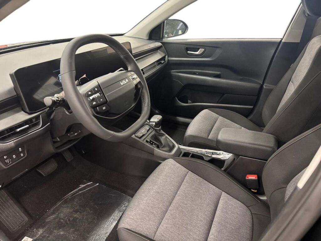 Kia Stonic 2026 Musta