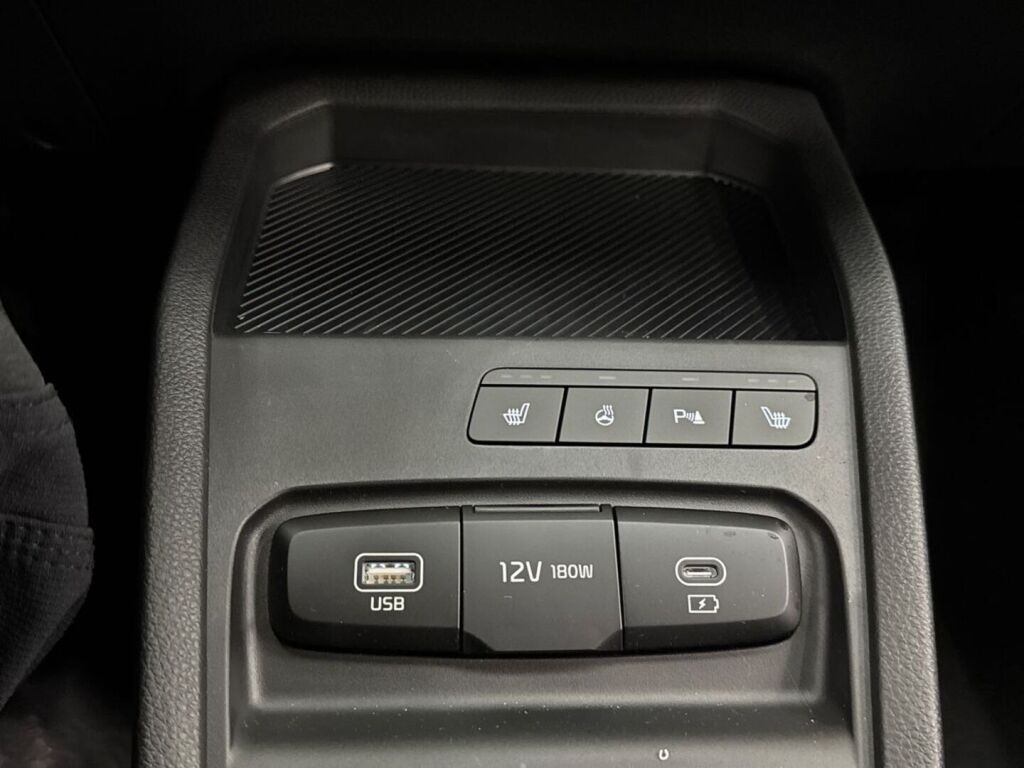 Kia Stonic 2026 Harmaa