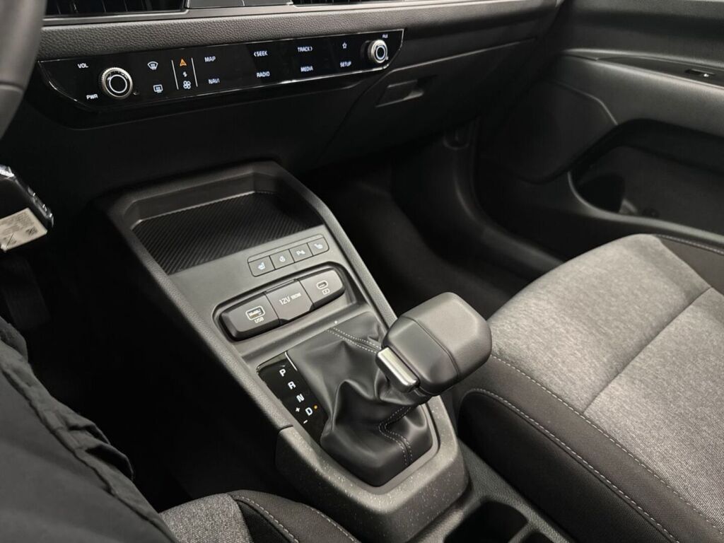 Kia Stonic 2026 Harmaa