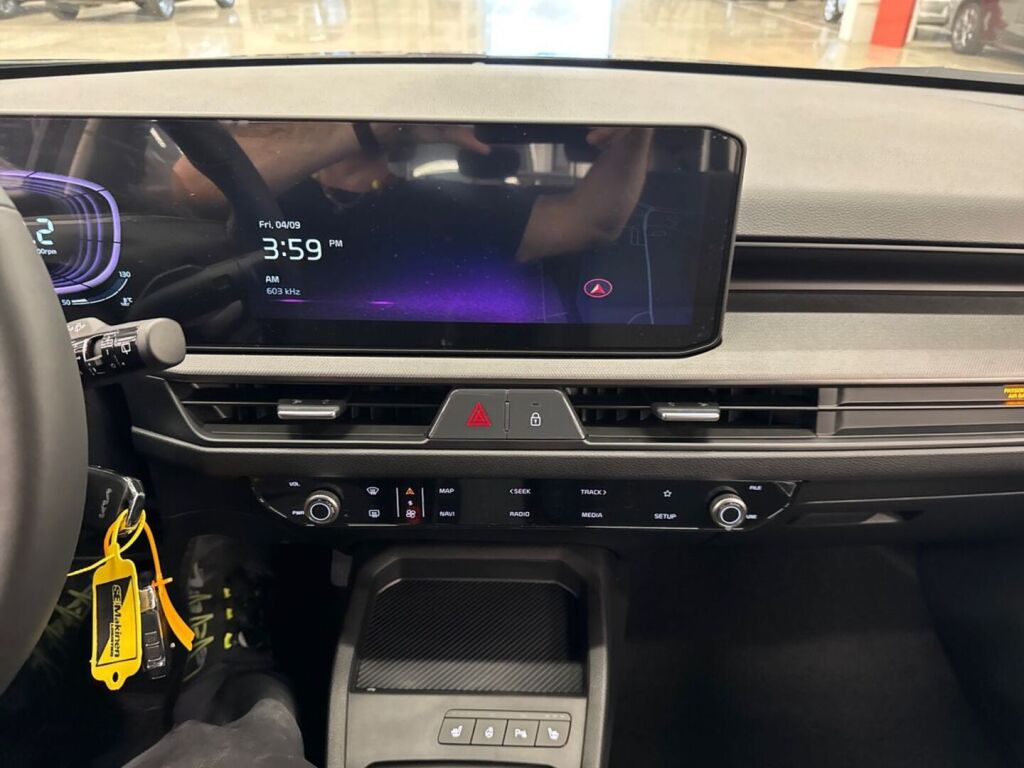 Kia Stonic 2026 Musta