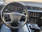 Audi e-tron 2020 Musta
