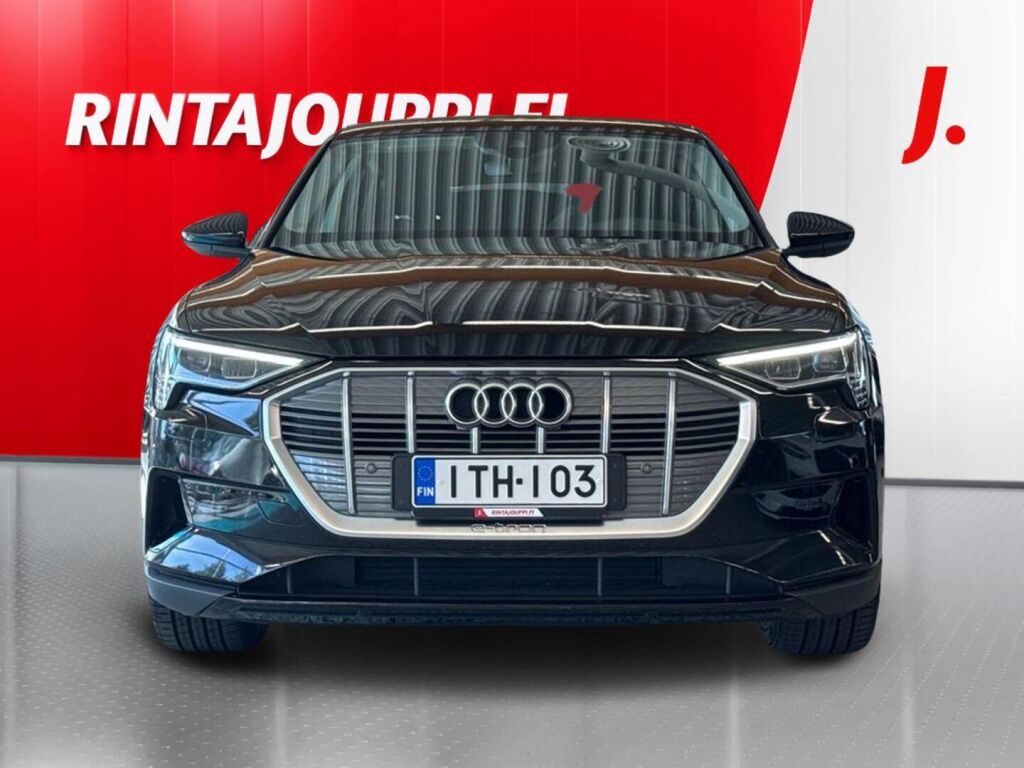 Audi e-tron 2020 Musta