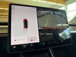 Tesla Model 3 2019 Punainen