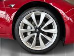 Tesla Model 3 2019 Punainen