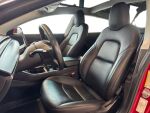 Tesla Model 3 2019 Punainen