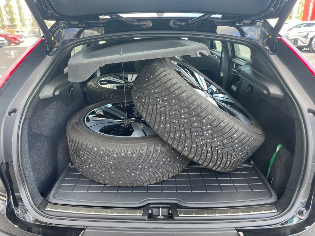 Volvo C40 2023 