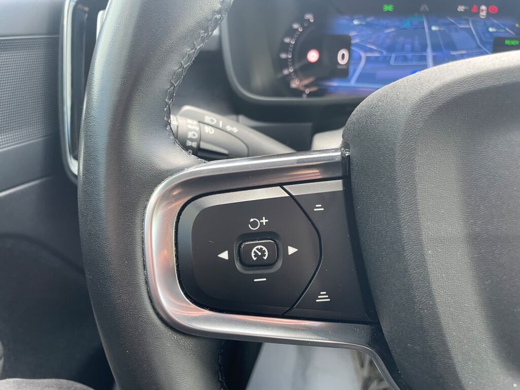 Volvo C40 2023 