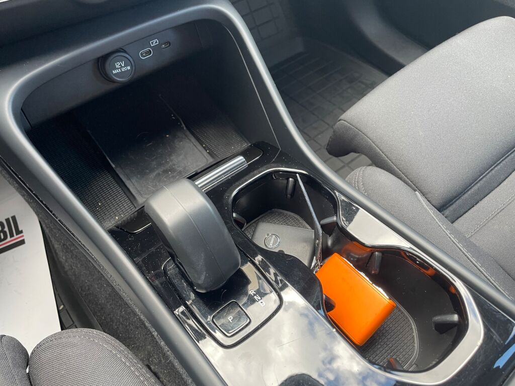 Volvo C40 2023 