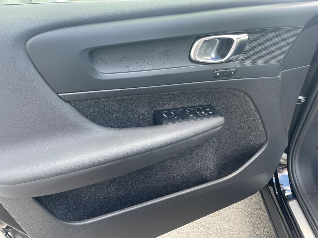 Volvo C40 2023 