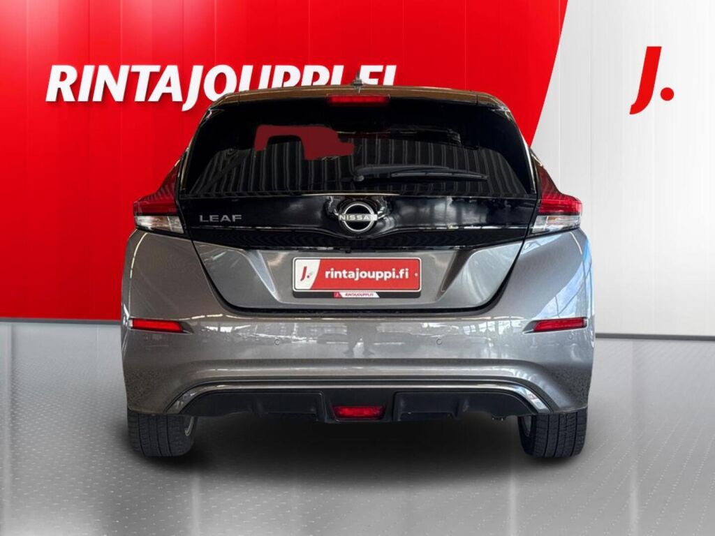 Nissan Leaf 2023 Harmaa