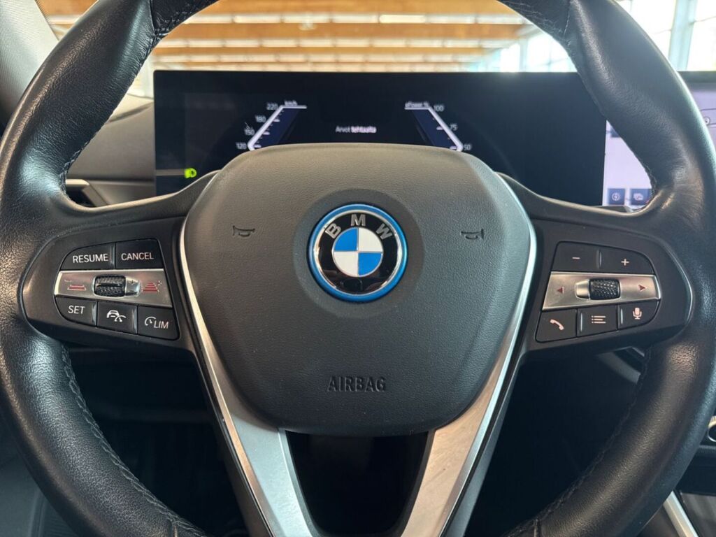 BMW i4 2024 Musta