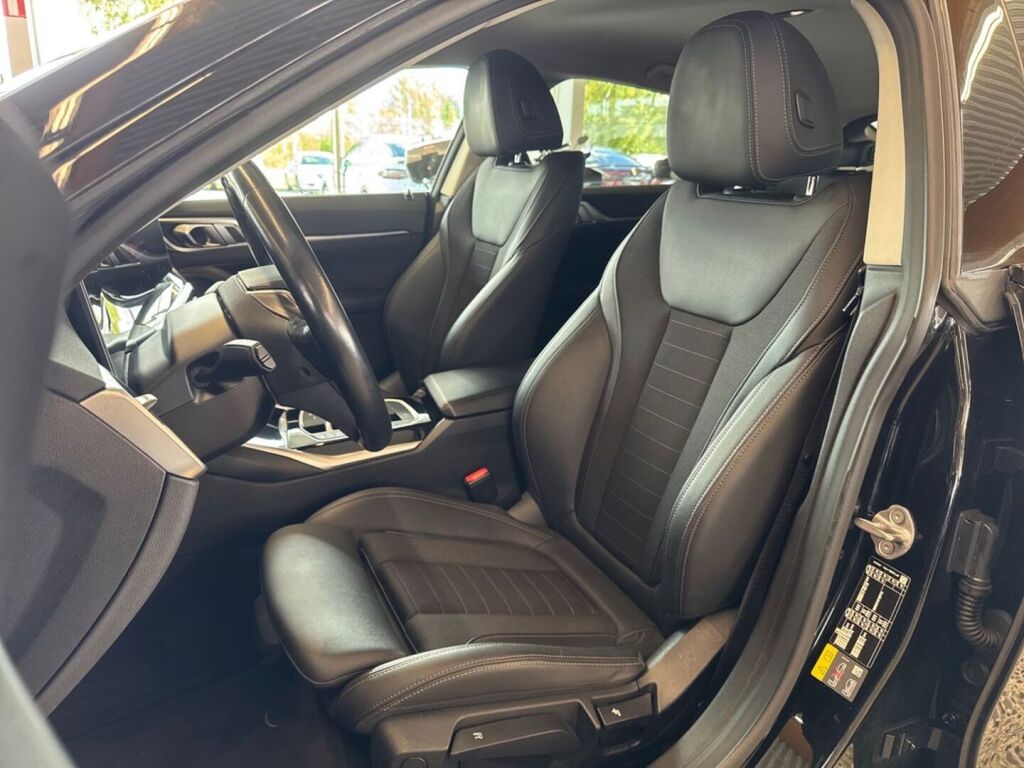 BMW i4 2024 Musta