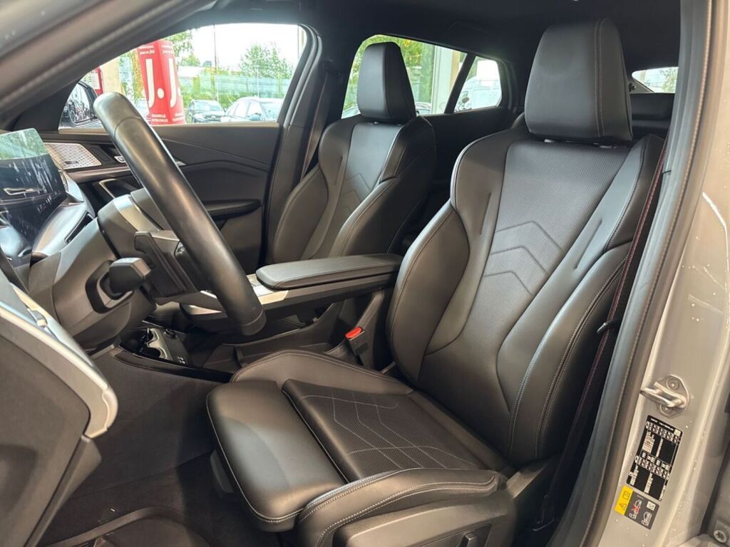 BMW iX2 2024 Harmaa (Brooklyn Grey)