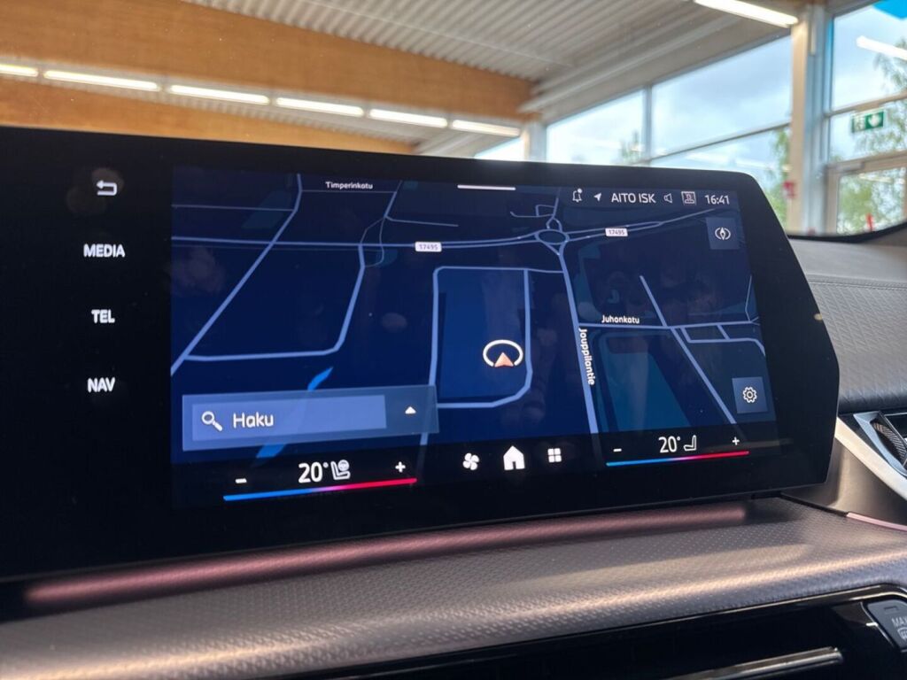 BMW iX2 2024 Harmaa (Brooklyn Grey)