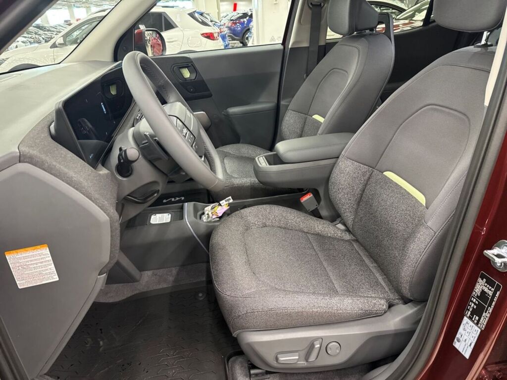 Kia EV2 2026 Punainen