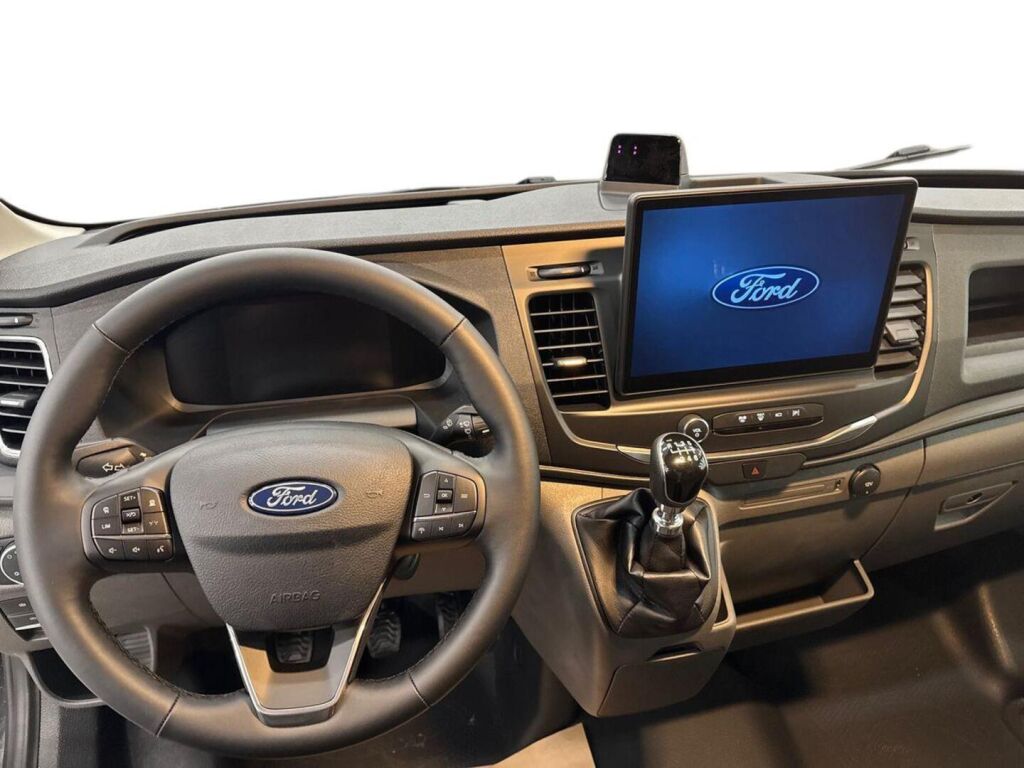 Ford Transit 2026 Harmaa
