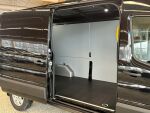 Ford Transit 2026 Musta