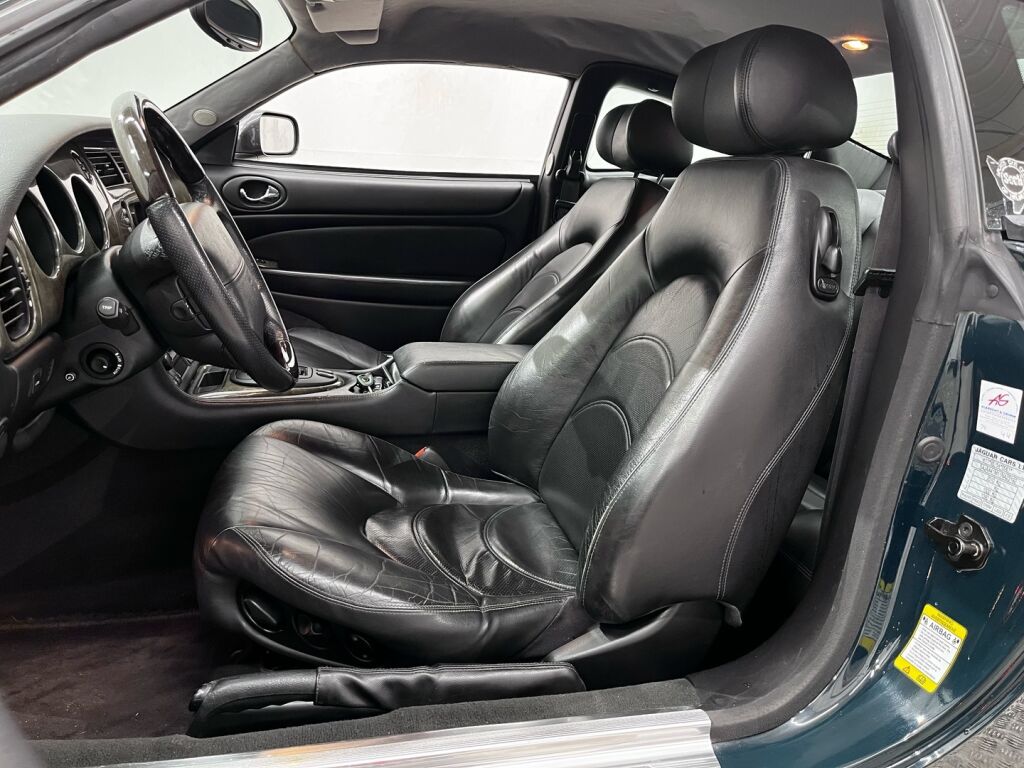 Jaguar XK8 2001 Vihreä