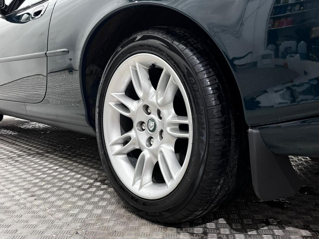 Jaguar XK8 2001 Vihreä