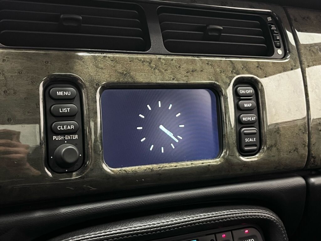 Jaguar XK8 2001 Vihreä