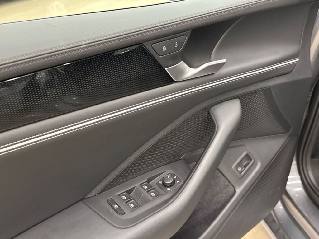 Volkswagen PASSAT 2025 Harmaa