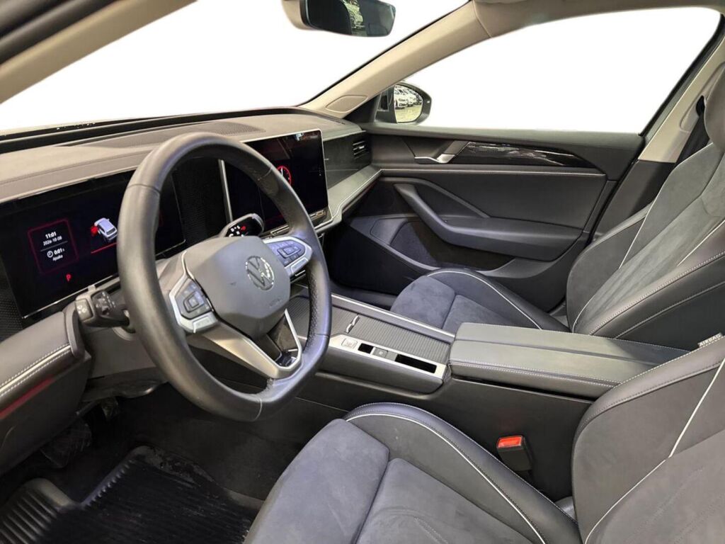 Volkswagen PASSAT 2025 Harmaa