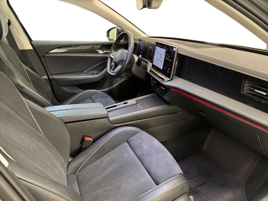 Volkswagen PASSAT 2025 Harmaa