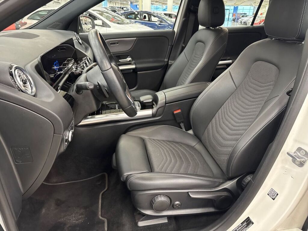 Mercedes-Benz EQA 2023 