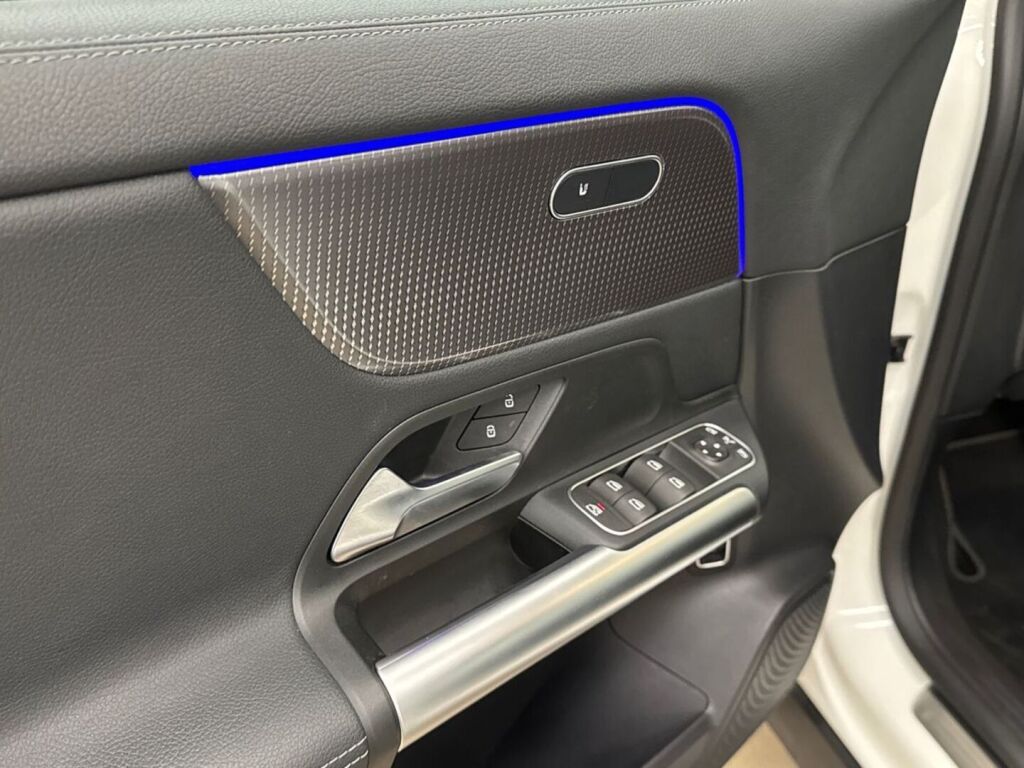 Mercedes-Benz EQA 2023 