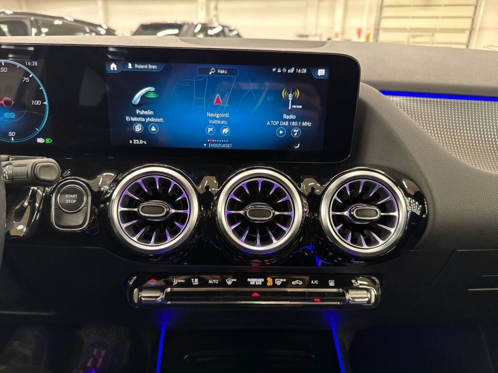Mercedes-Benz EQA 2023 