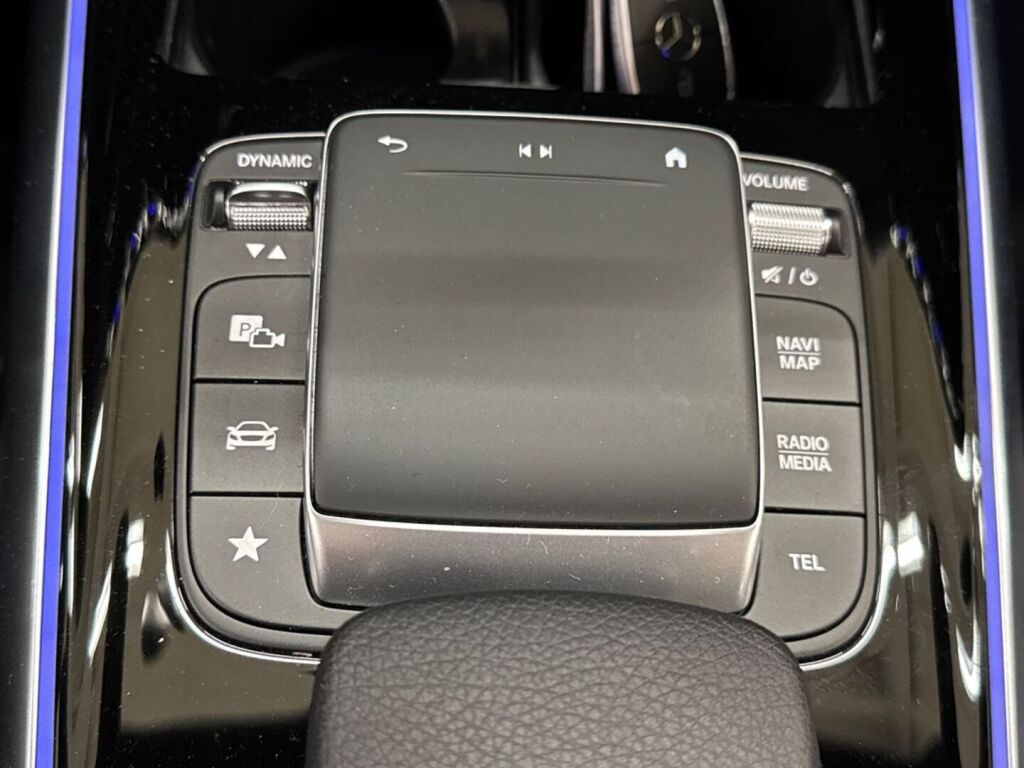 Mercedes-Benz EQA 2023 