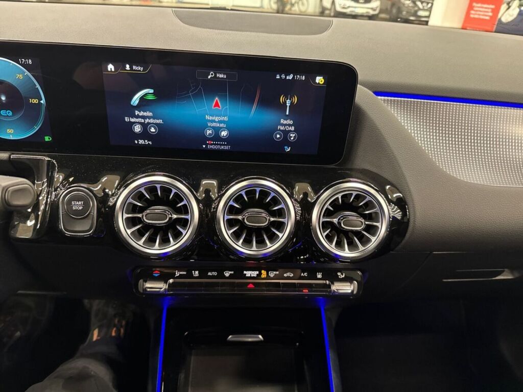 Mercedes-Benz EQA 2023 