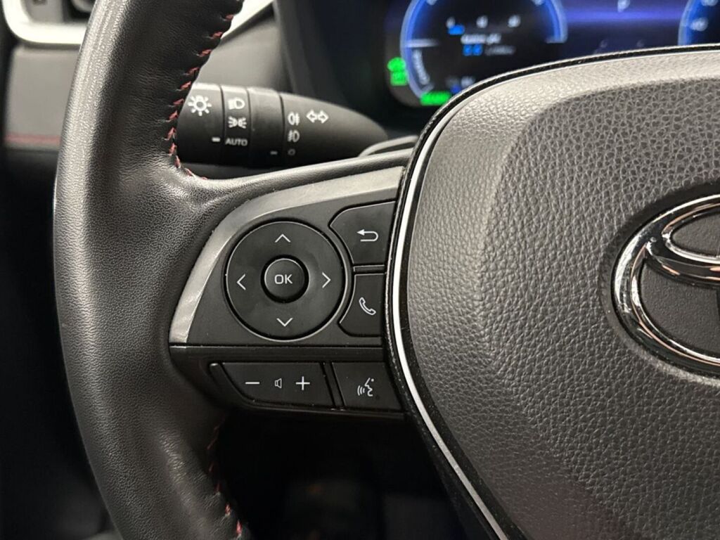 Toyota RAV4 Plug-in 2024 met.valkoinen