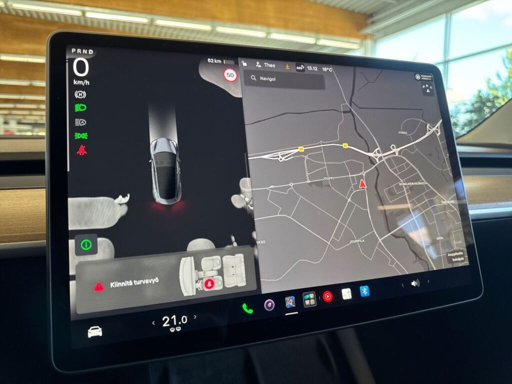 Tesla Model 3 2023 Harmaa