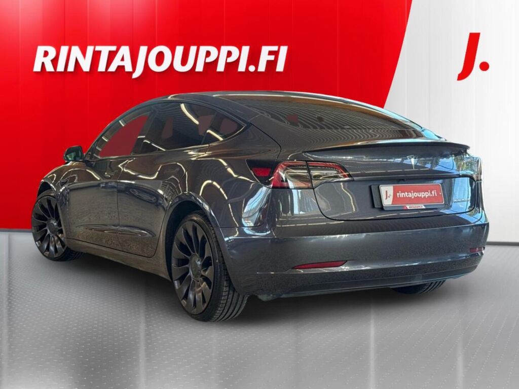Tesla Model 3 2023 Harmaa